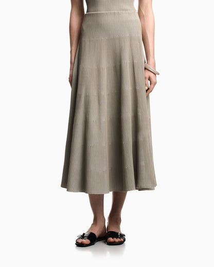 Long, ribbed-effect skirt