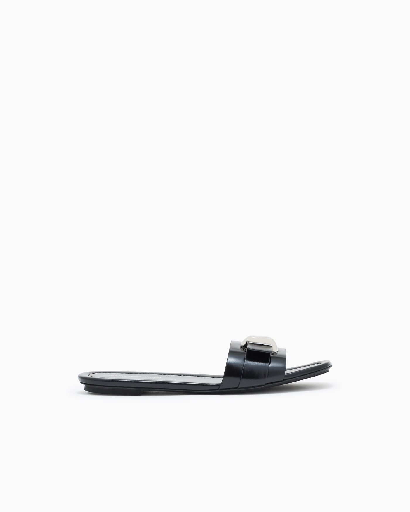 Shiny polished leather band sandals