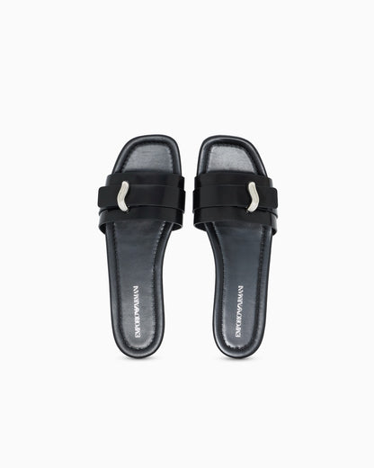Shiny polished leather band sandals