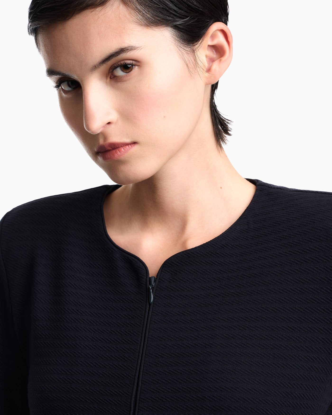 Slim-fit round-neck blazer in jacquard jersey with zipper