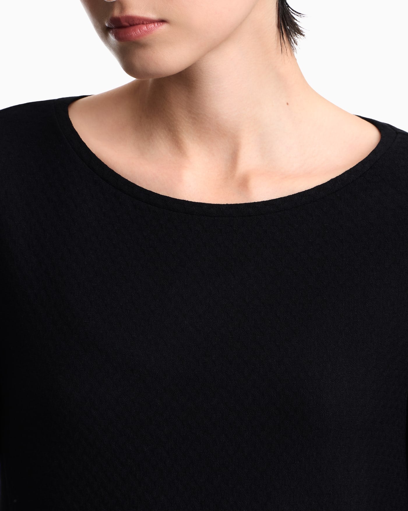 Long-sleeved jersey jumper with a jacquard relief pattern