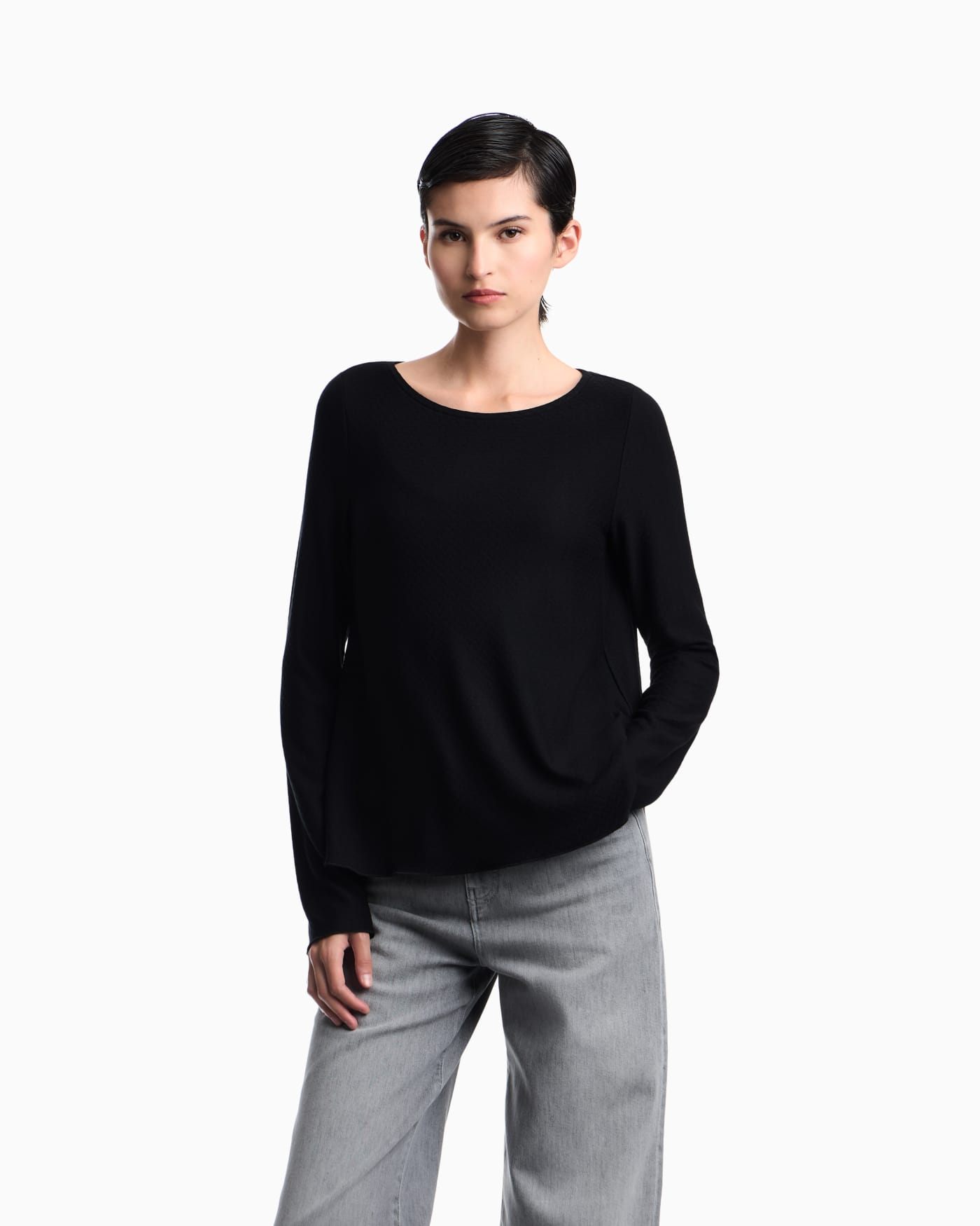Long-sleeved jersey jumper with a jacquard relief pattern