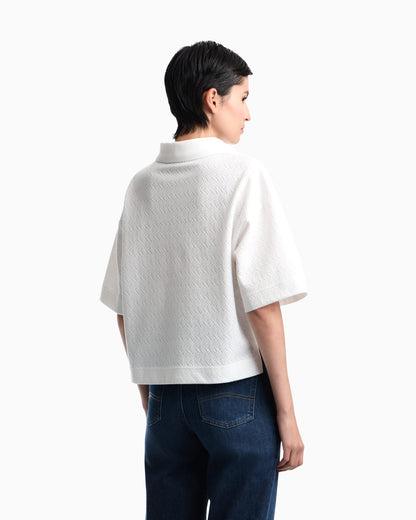 Short-sleeve shirt with double collar and chevron pattern