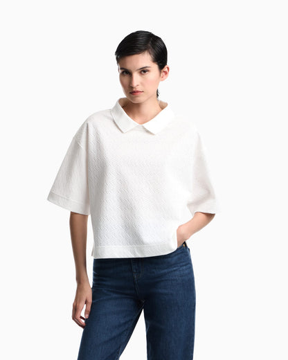 Short-sleeve shirt with double collar and chevron pattern