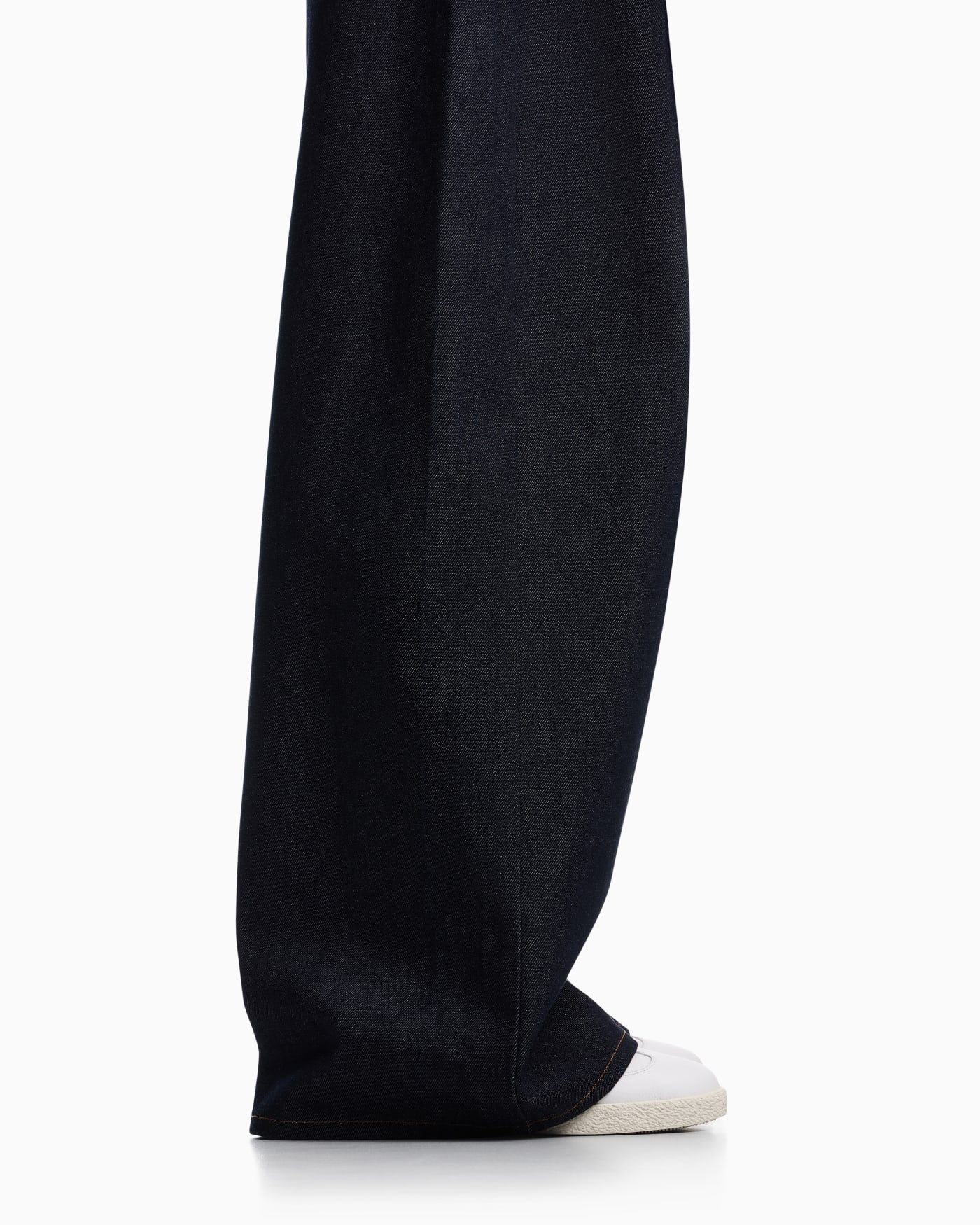 Five-pocket denim trousers