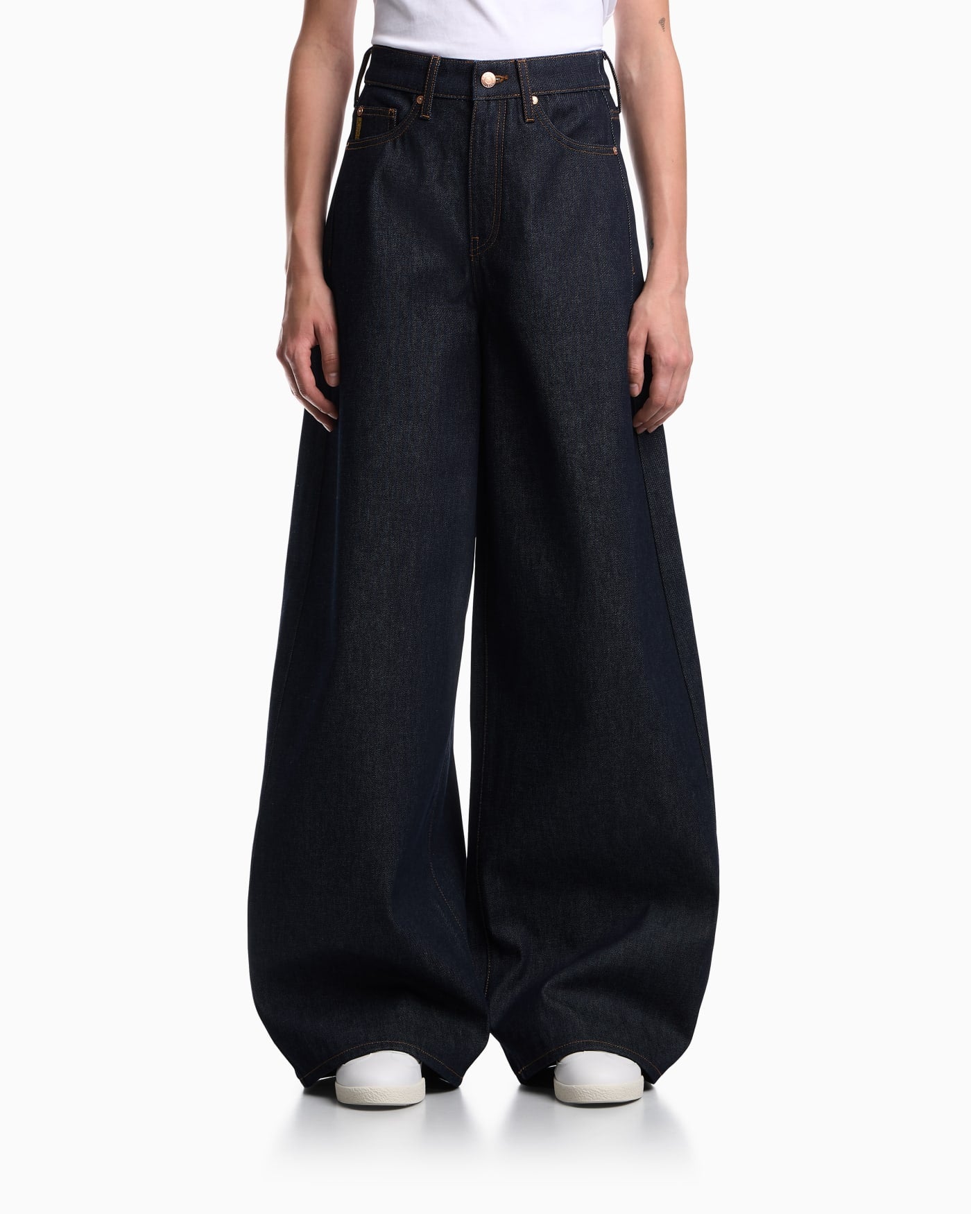 Five-pocket denim trousers