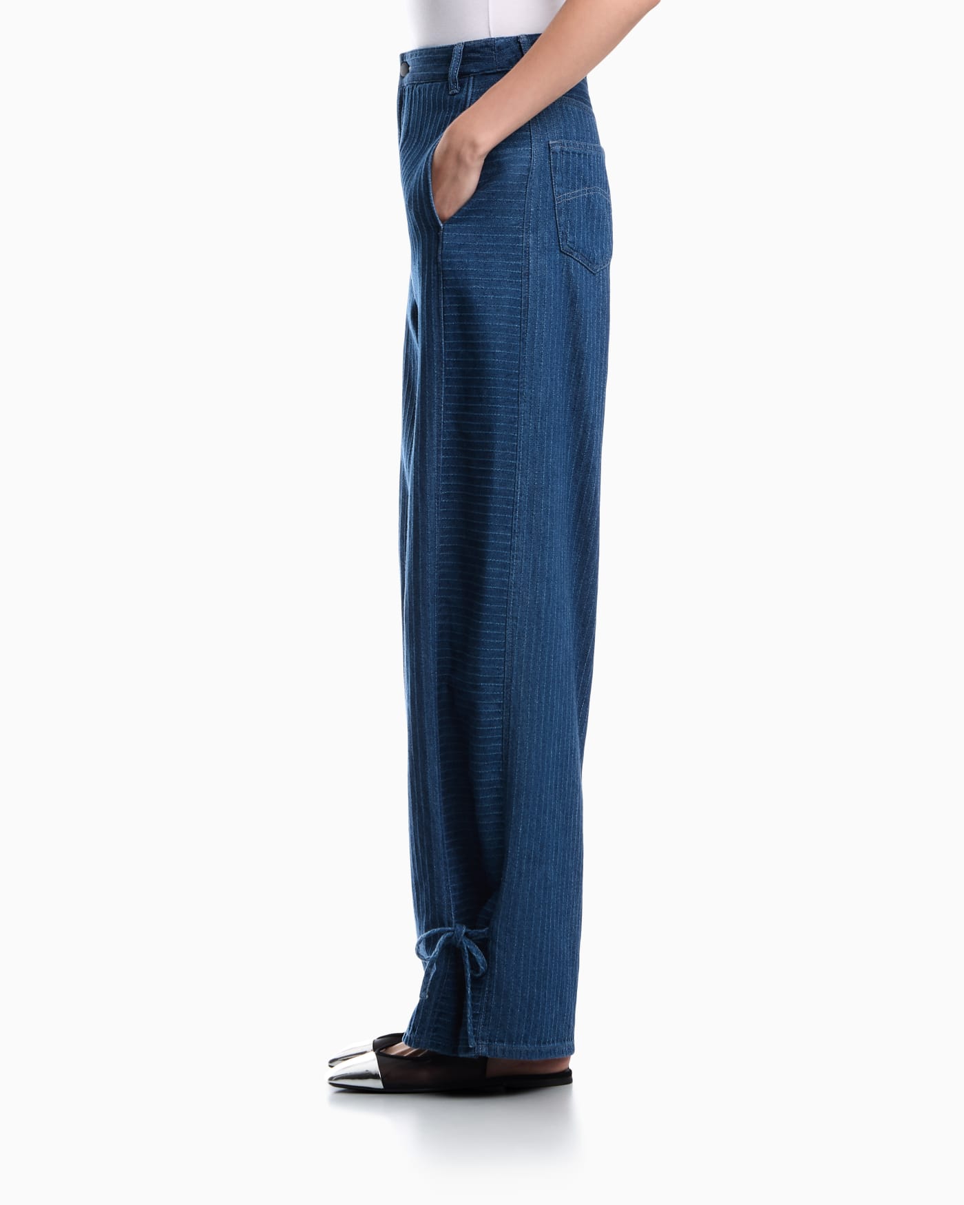 Five-pocket pinstriped denim pants with side bows