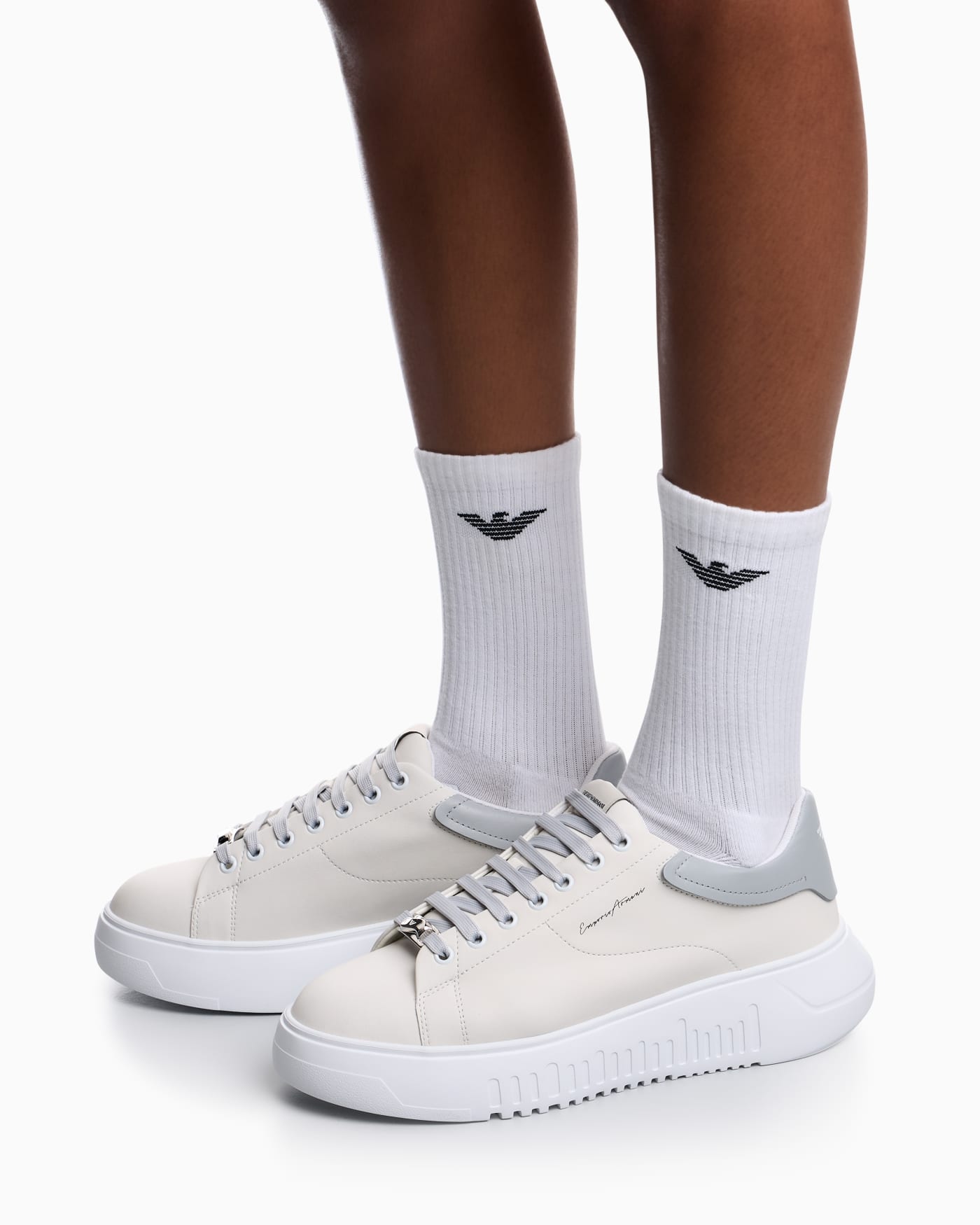 Smooth leather sneakers Icon with a thick textured sole