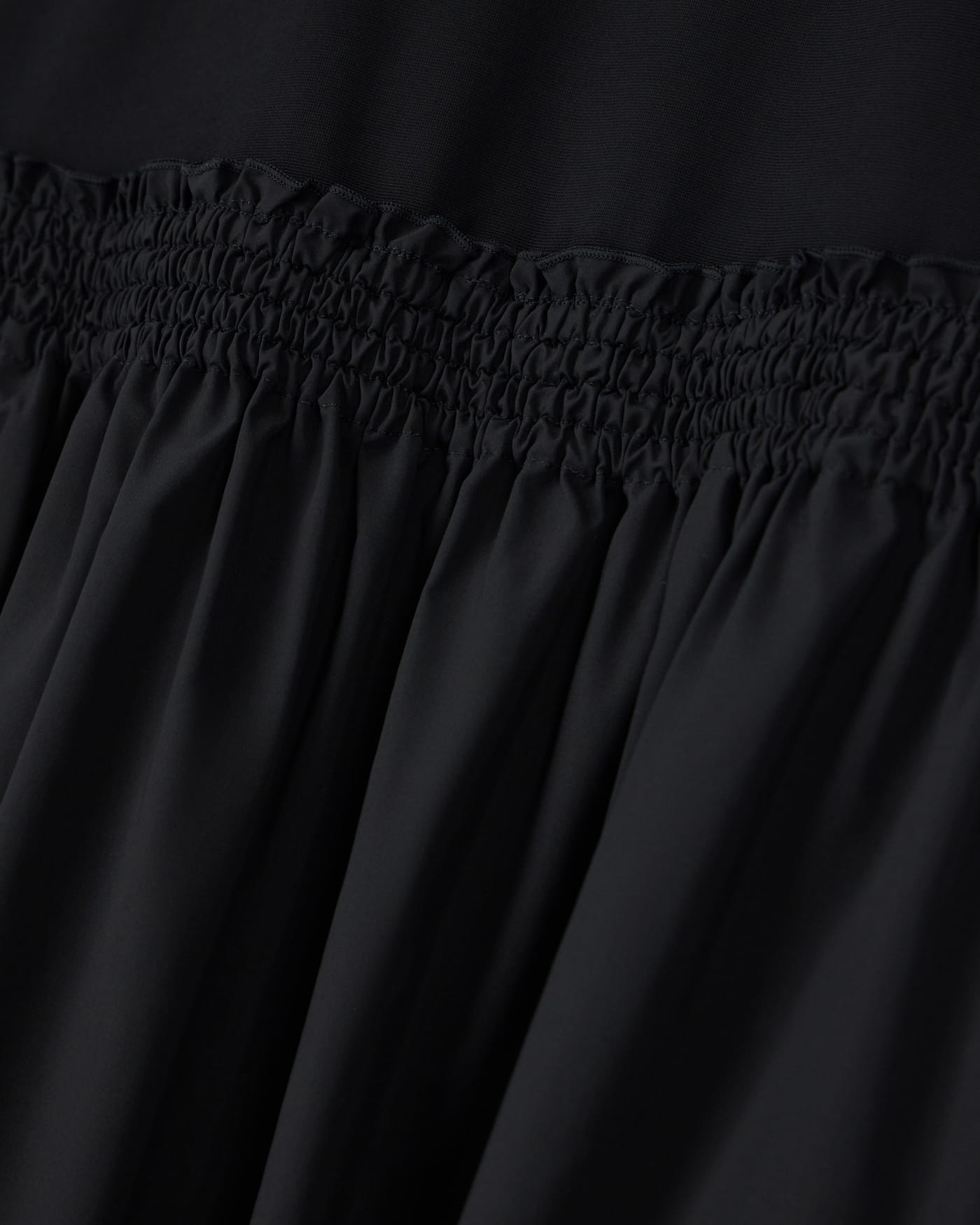 Sleeveless maxi dress in viscose with elasticized waist