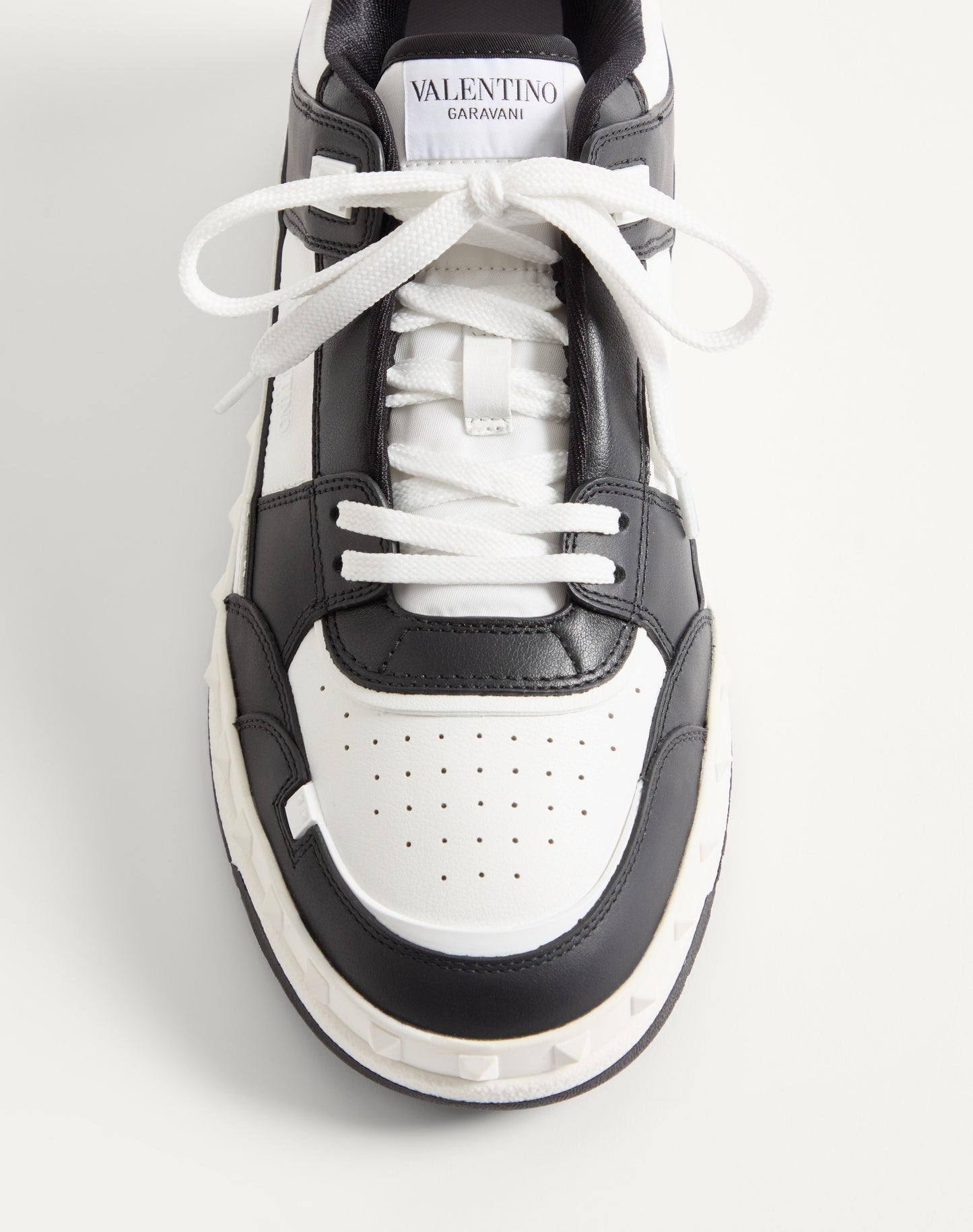Freedots Low-top Trainer In Calfskin