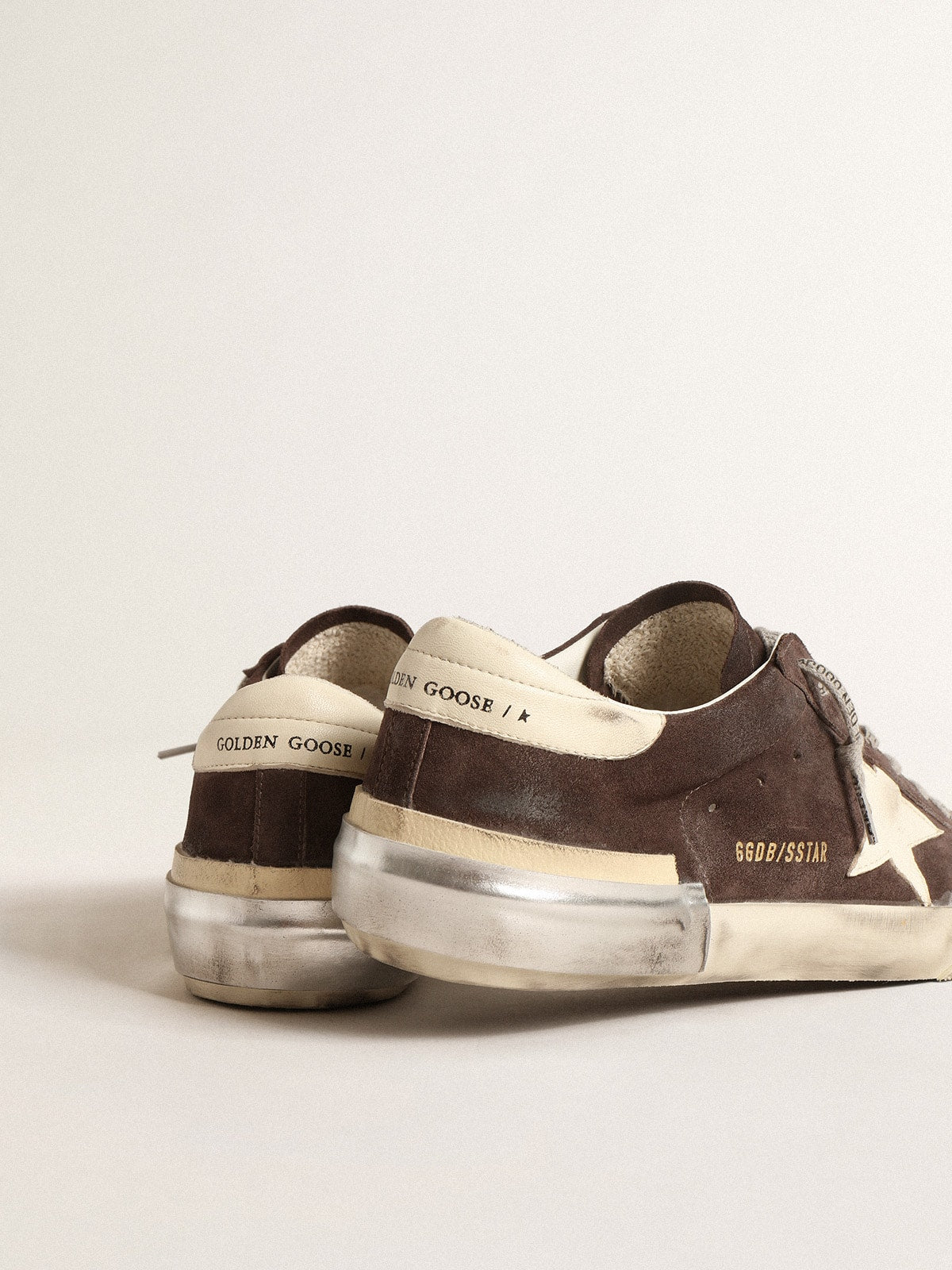 Men's Super-Star in gray suede with ecru nappa star and heel tab