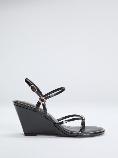 Devve logo wedge