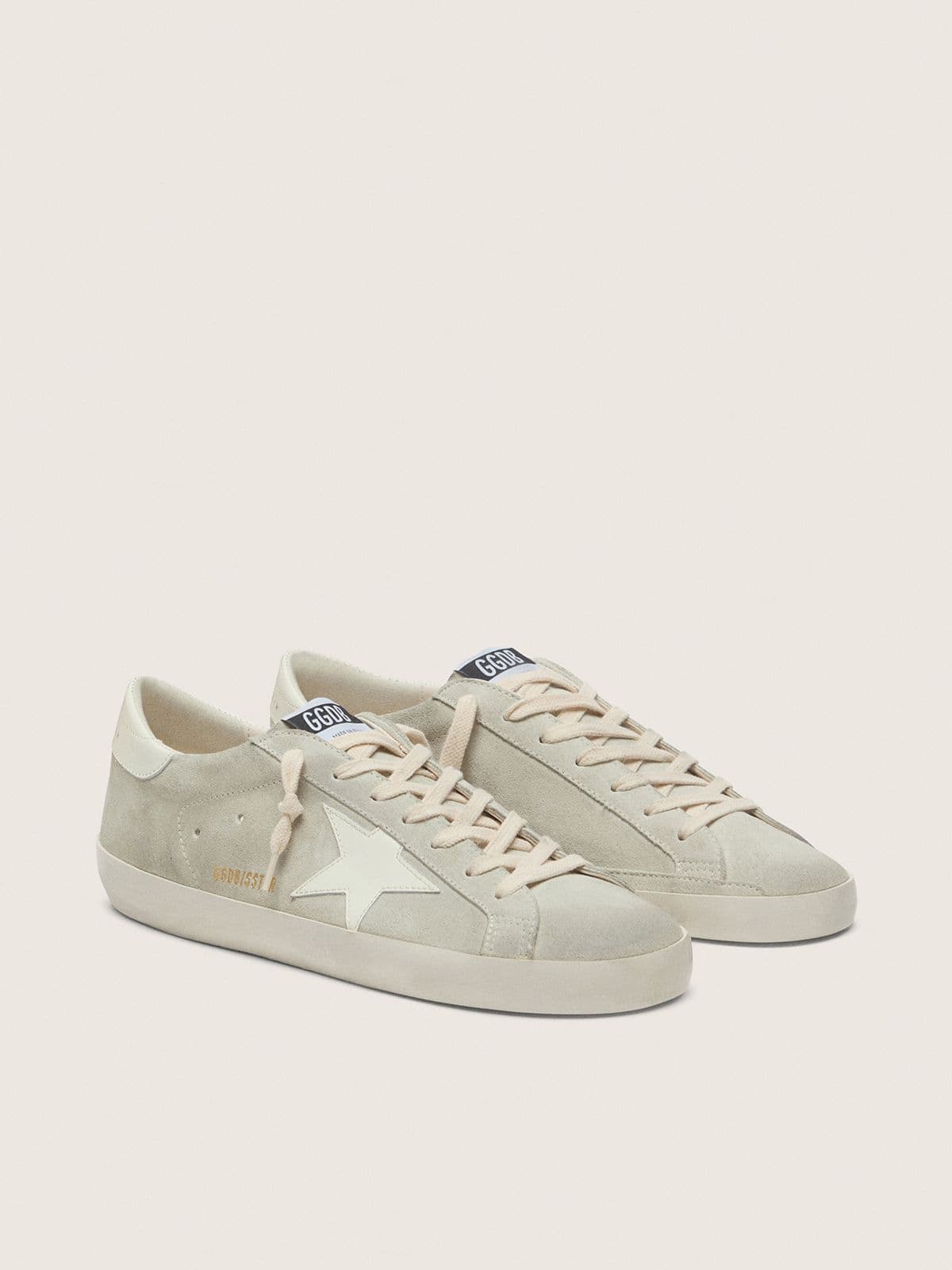 Women’s Super-Star in light gray suede with white leather star