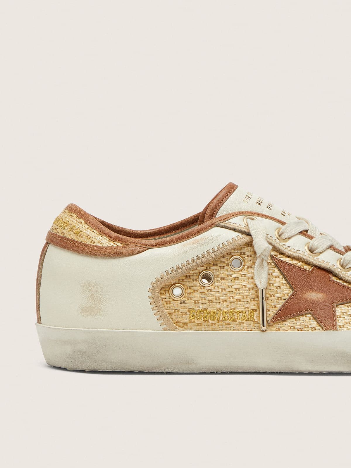Women’s Super-Star in white leather and raffia with brick-red star and inserts