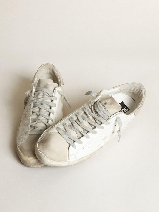 Women's Super-Star in white leather with perforated star and beige nubuck heel tab