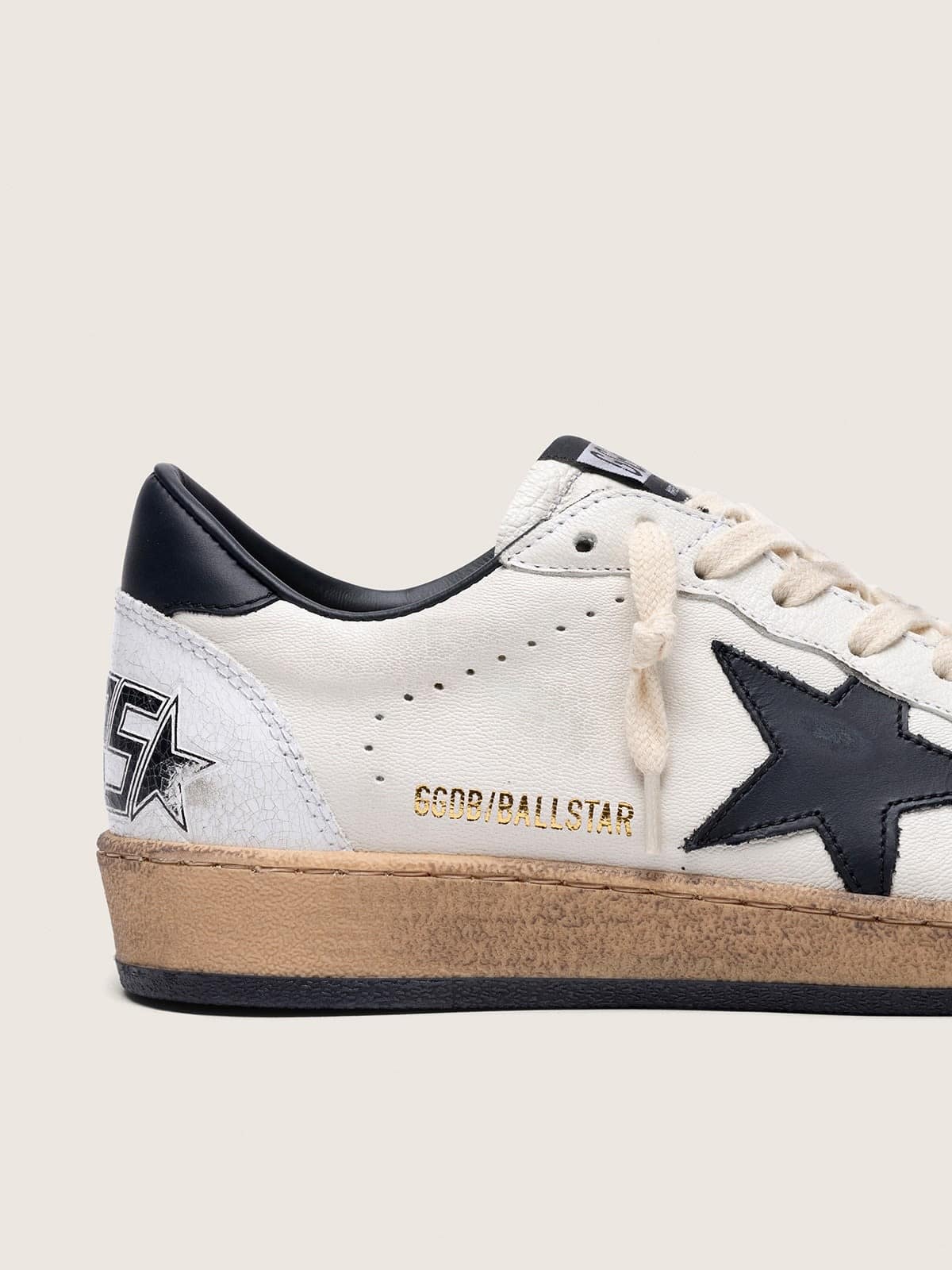 Women's Ball Star in nappa with black star and black heel tab