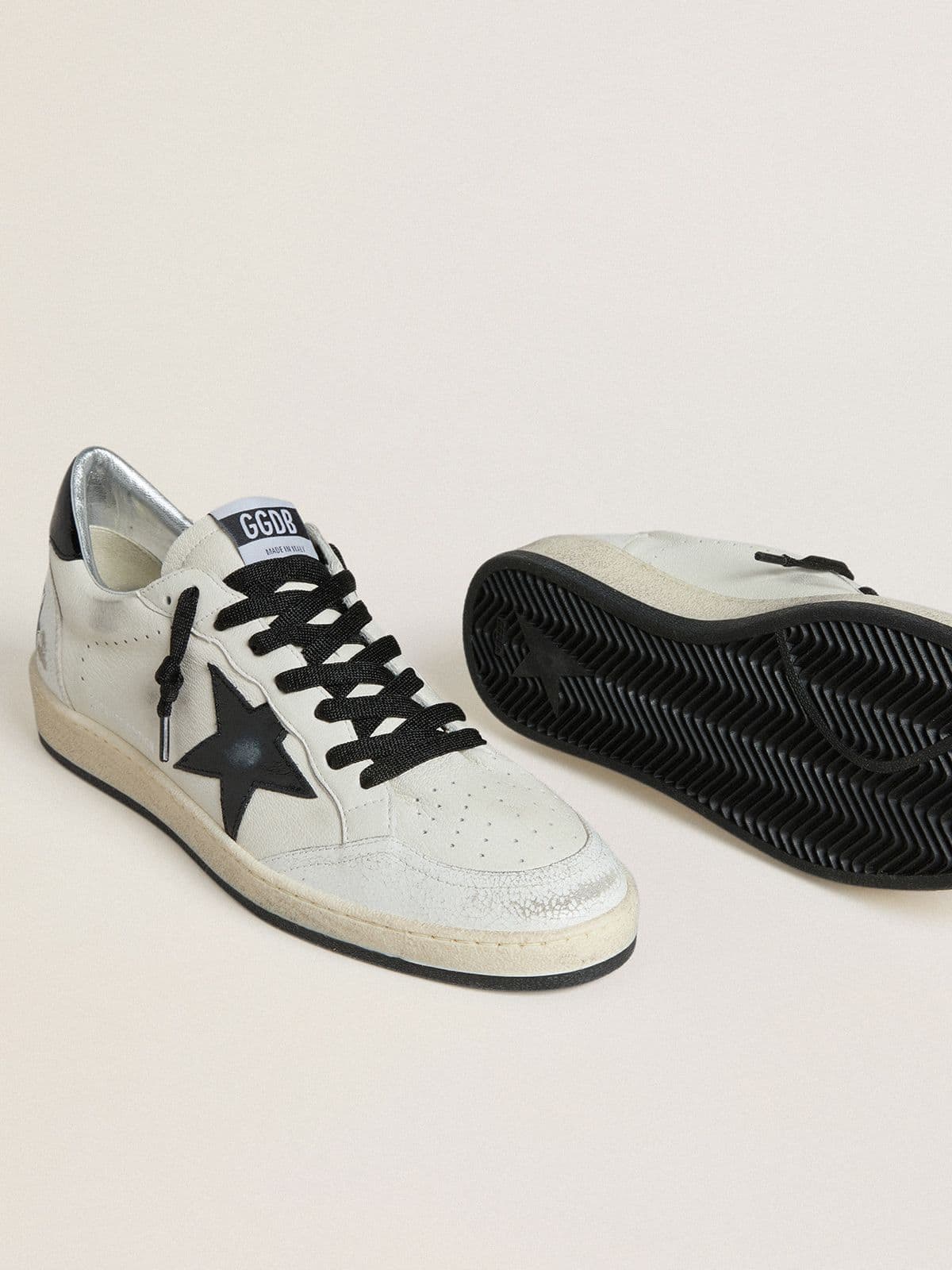 Women's Ball Star Wishes in nappa with black naplak star and heel tab