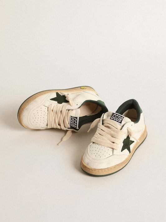 Young Ball Star in white leather with green suede star