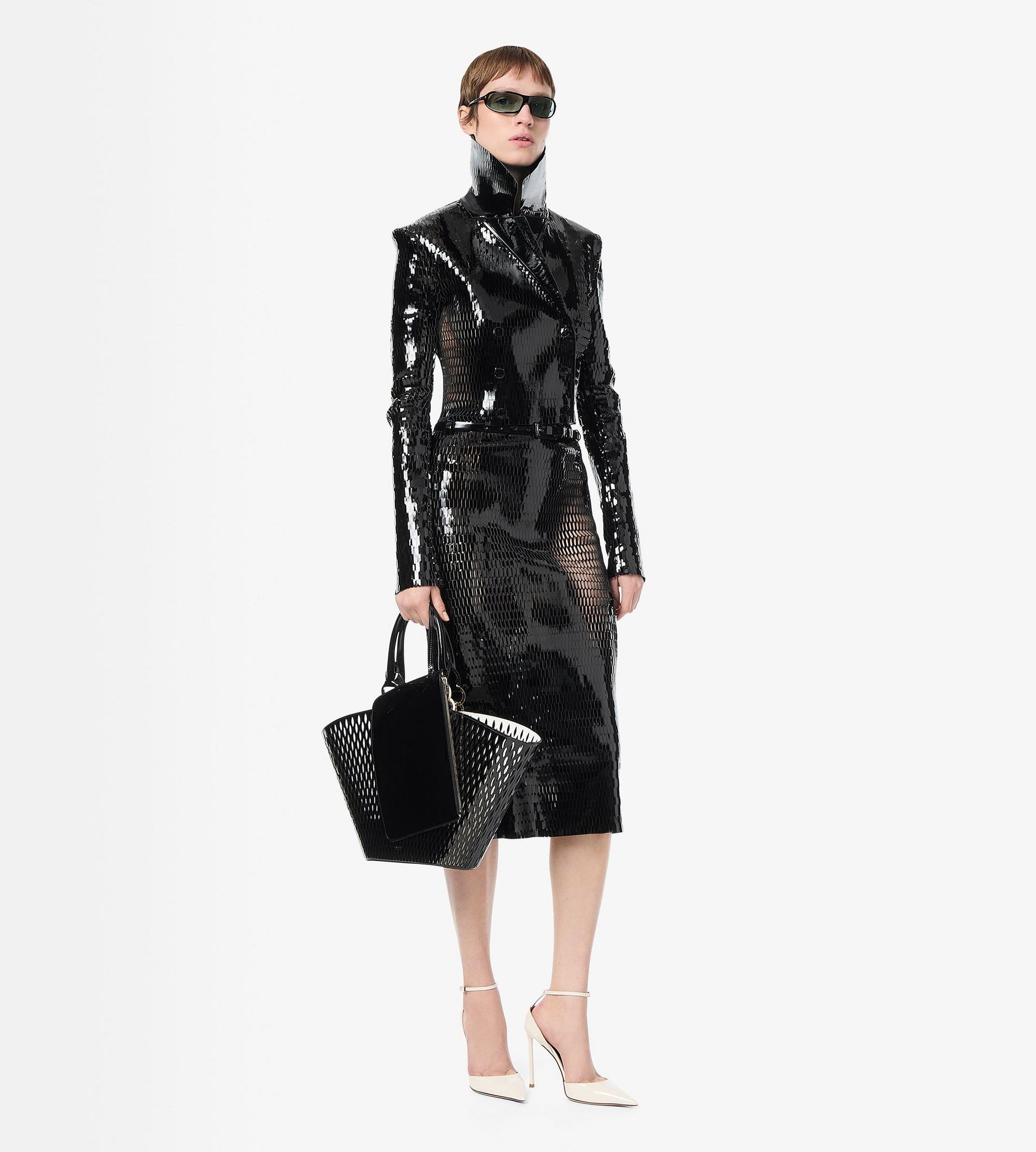 Cut Out Patent Leather Medium Panier
