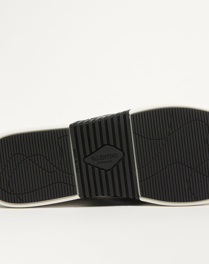 Low-top Calfskin Vl7n Sneaker With Bands