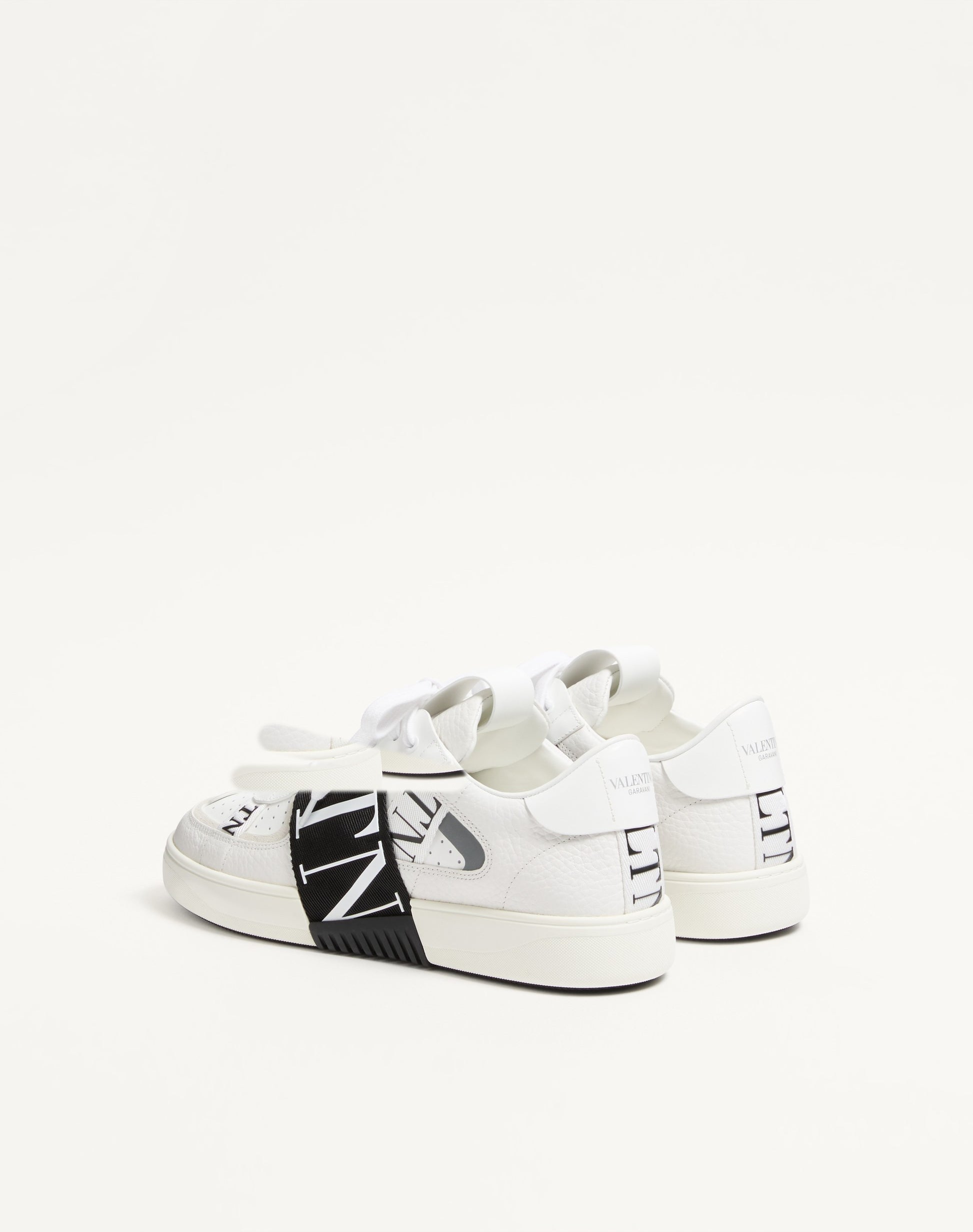 Low-top Calfskin Vl7n Sneaker With Bands