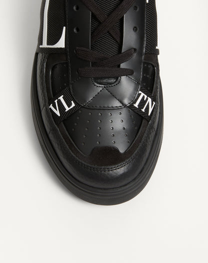 Low-top Calfskin Vl7n Sneaker With Bands
