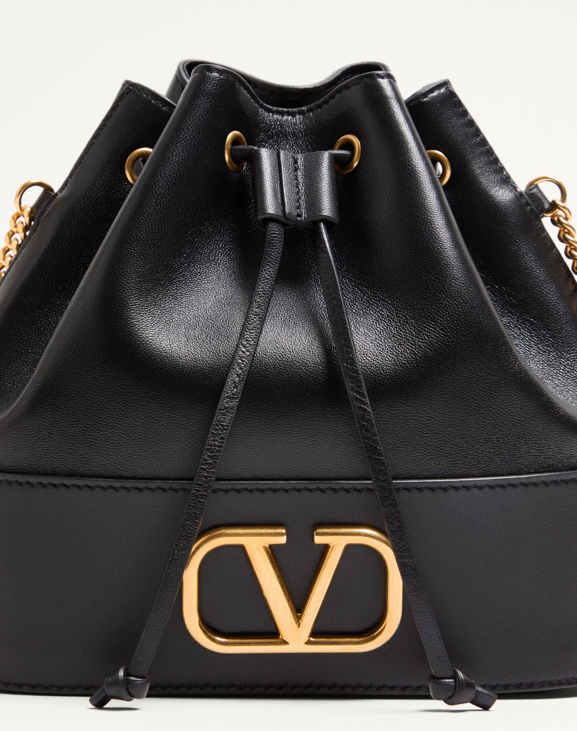 Mini Vlogo Signature Bucket Bag In Nappa Leather
