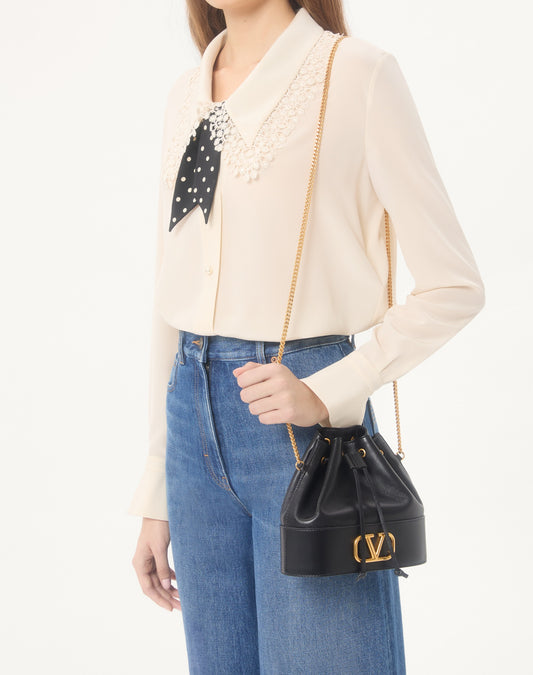 Mini Vlogo Signature Bucket Bag In Nappa Leather