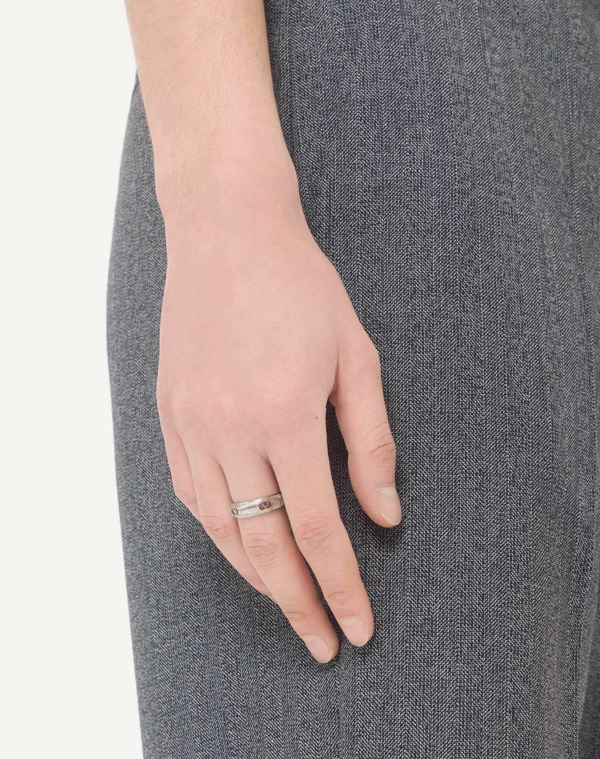 Ovalette Metal Ring