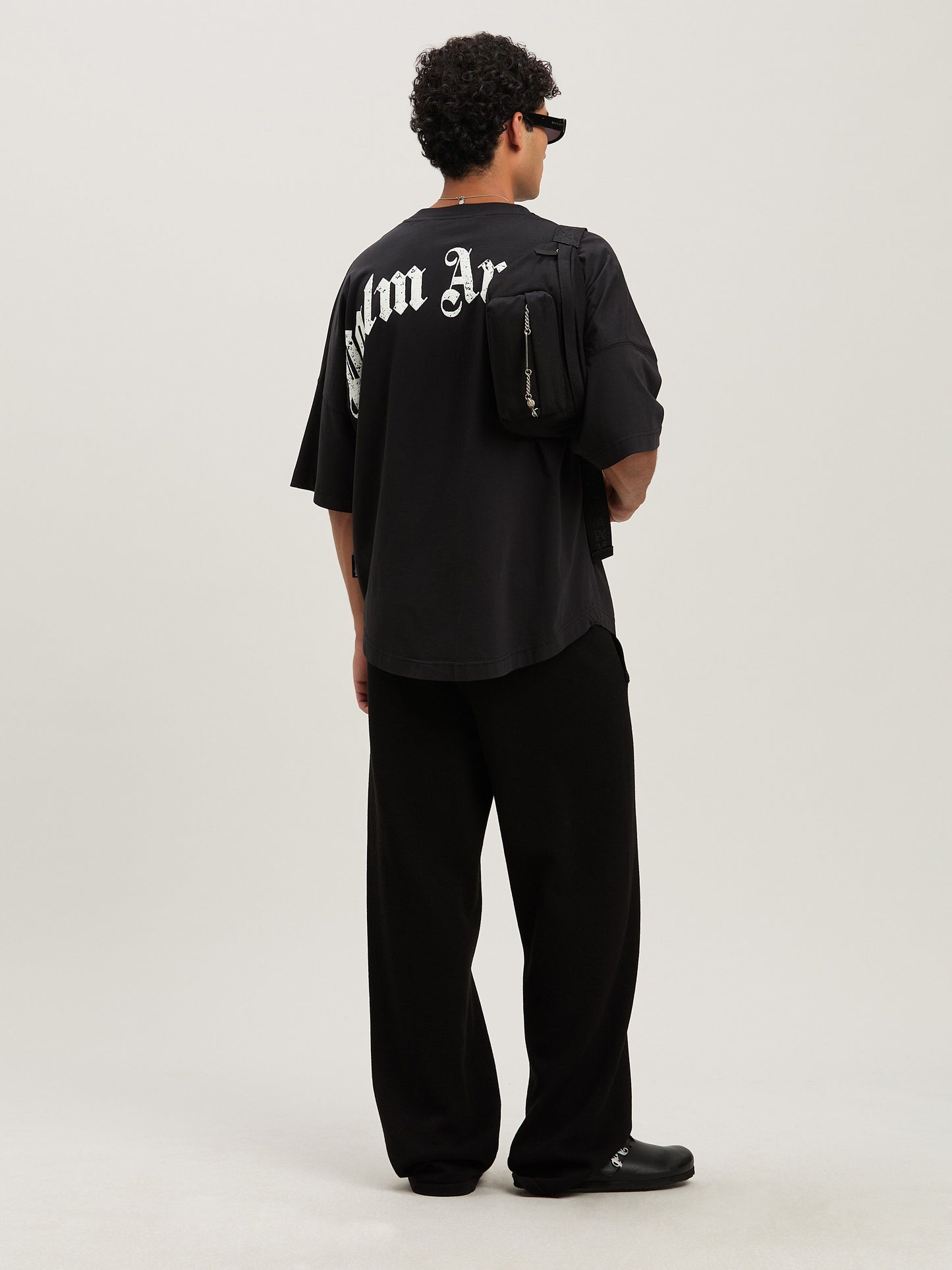 Back Curved Logo Over Tee Black   Off Wh