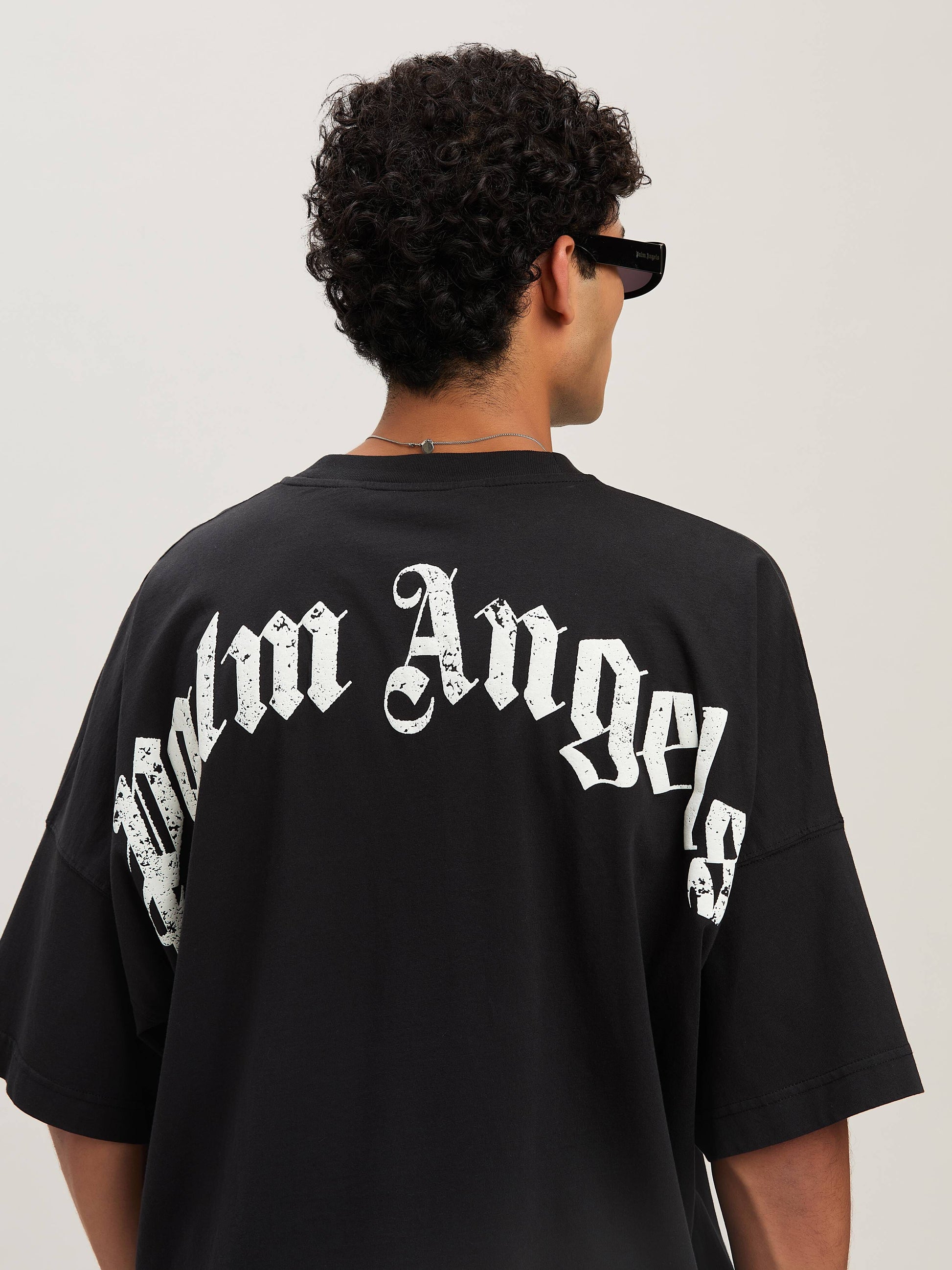 Back Curved Logo Over Tee Black   Off Wh