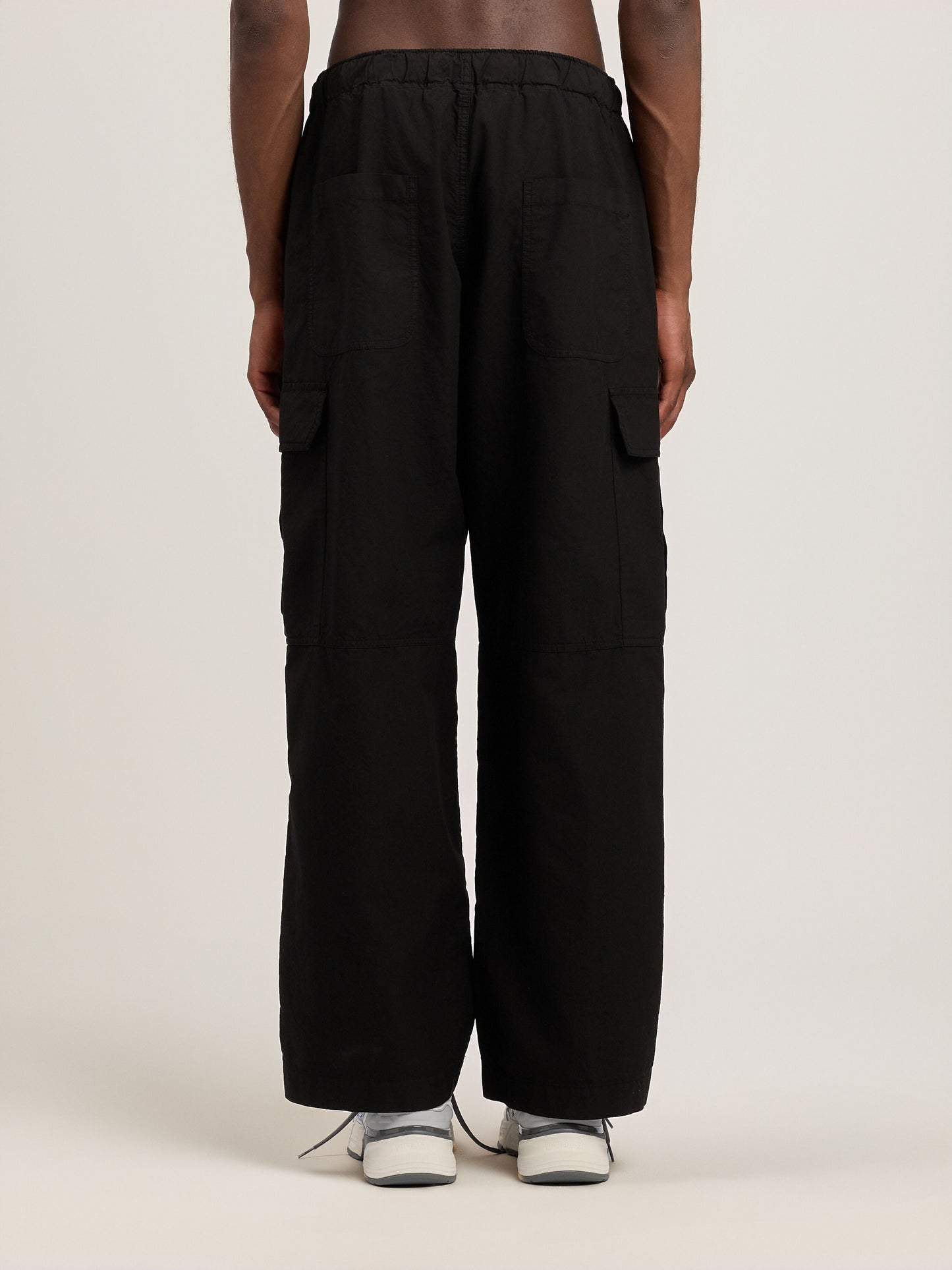 Curved Logo Loose Cargo Pants