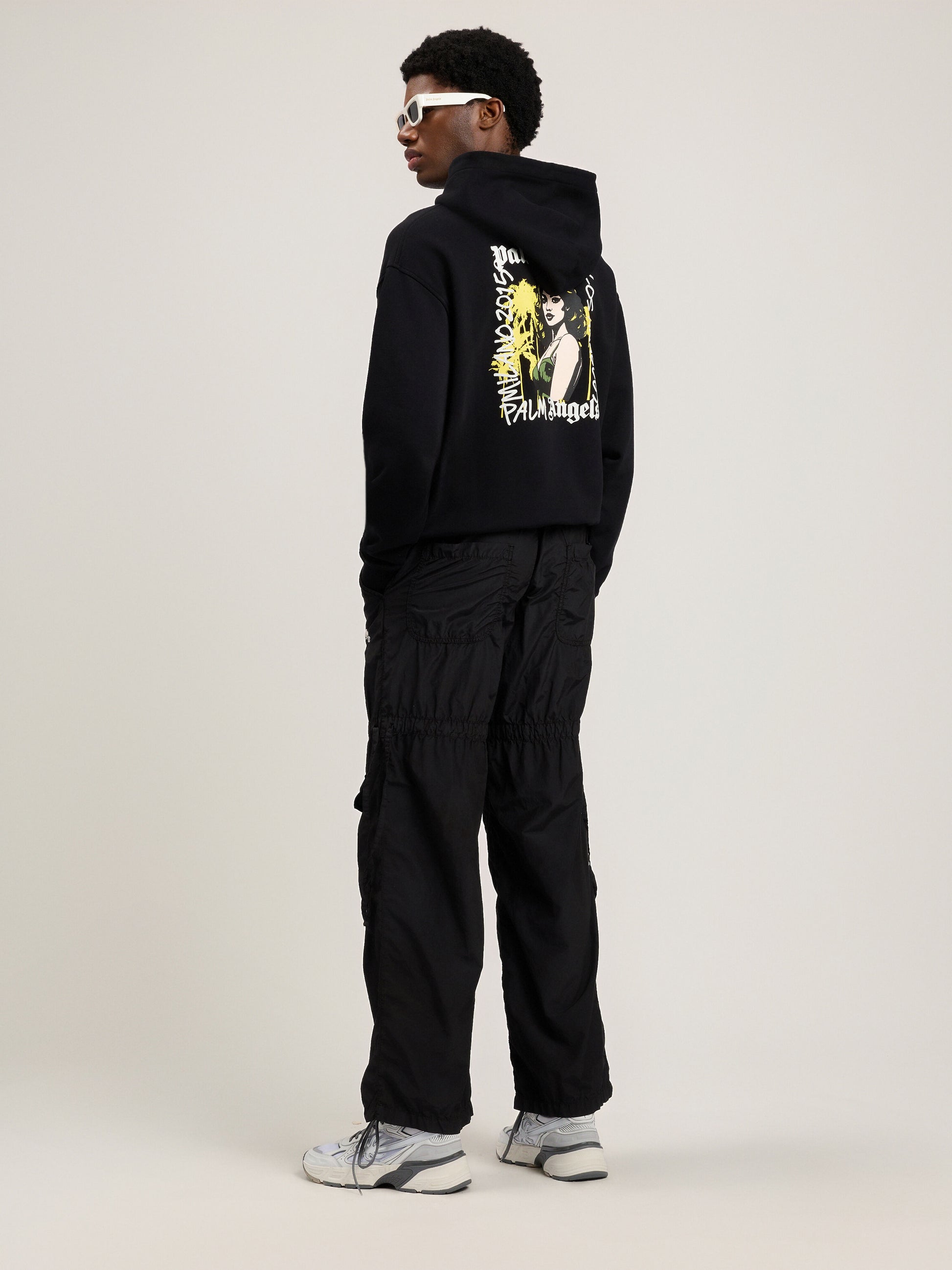 Curved Logo Draws Cargo Pants
