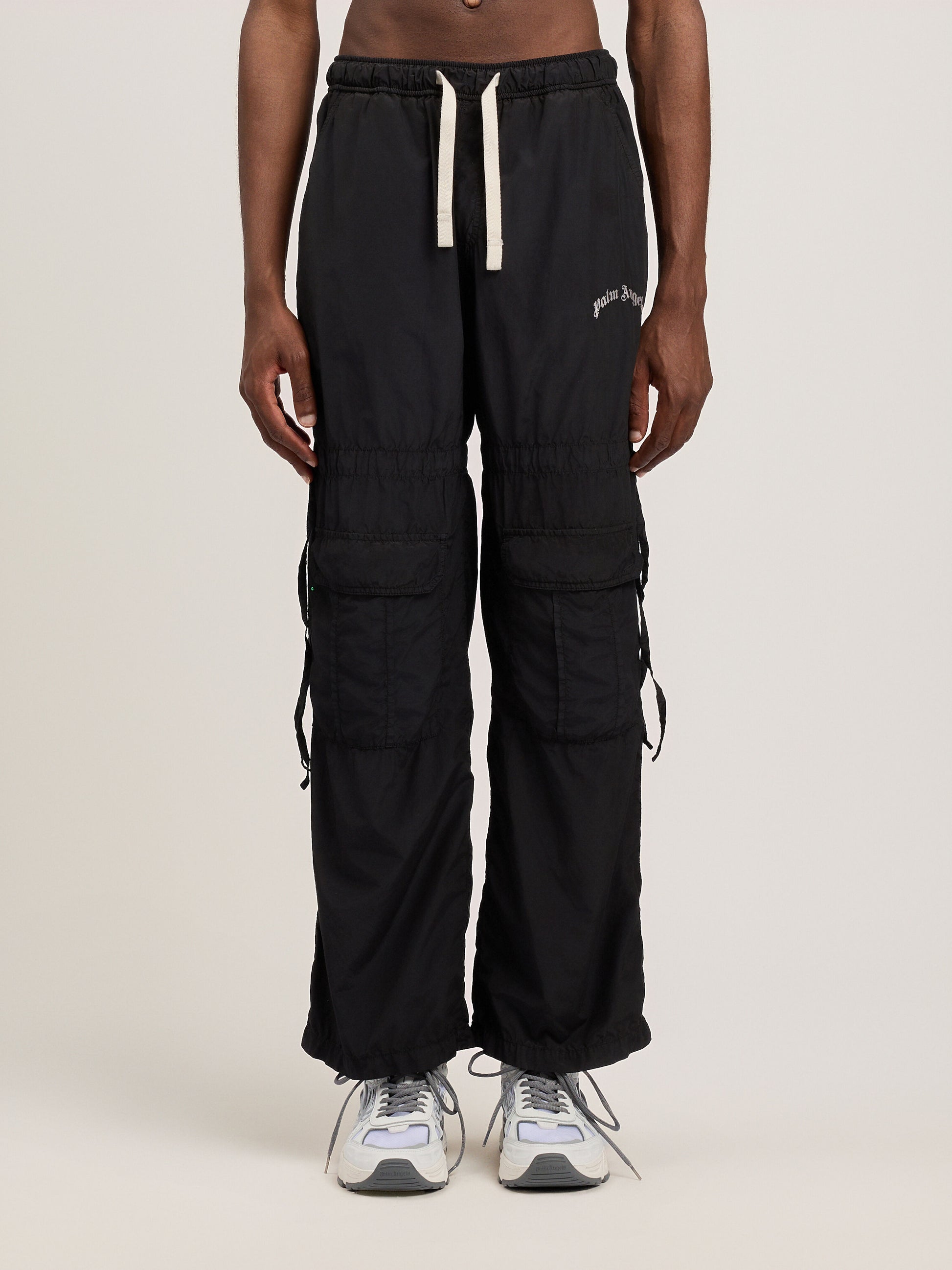 Curved Logo Draws Cargo Pants