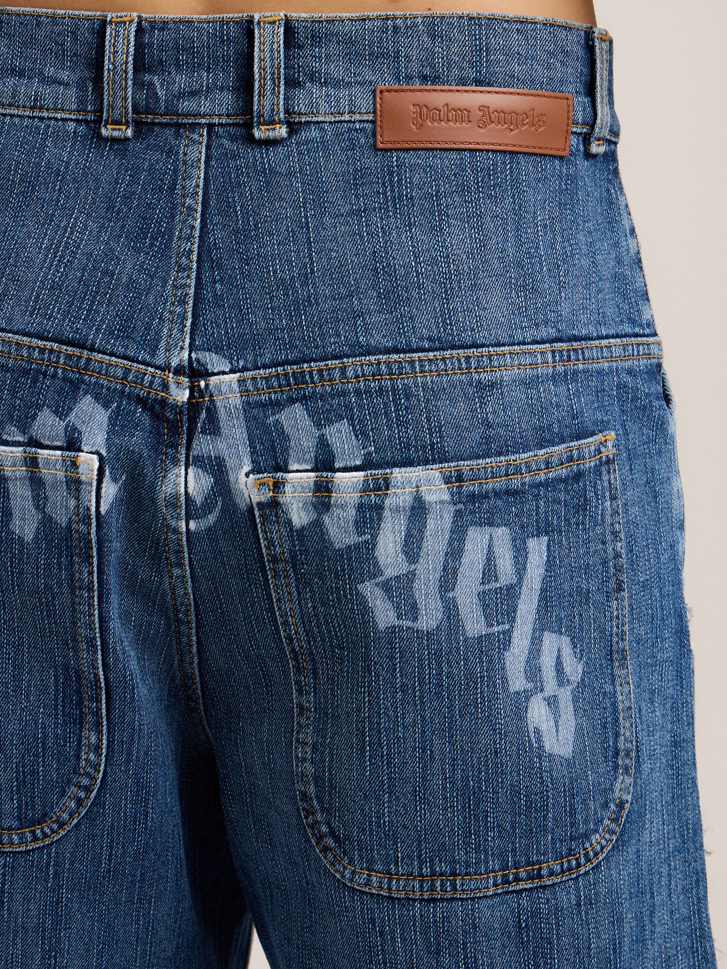 Curved Logo Skater Shorts