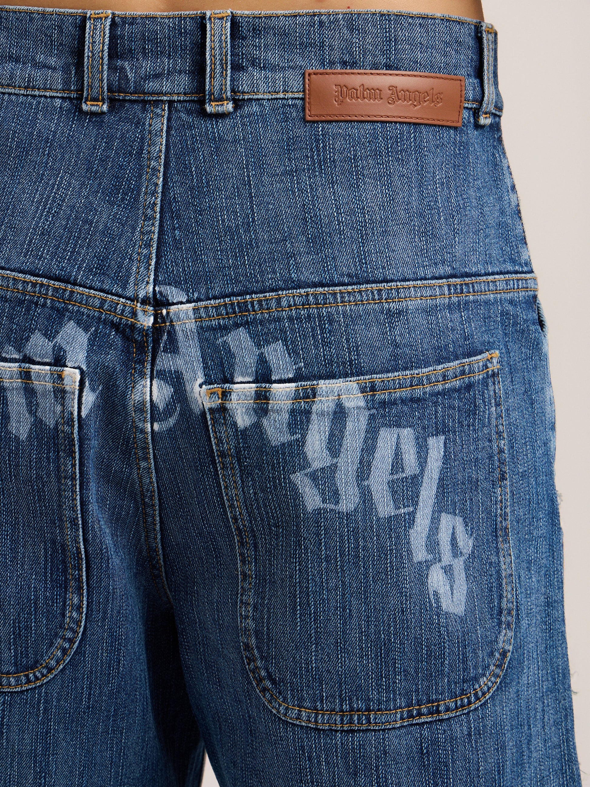 Curved Logo Skater Shorts