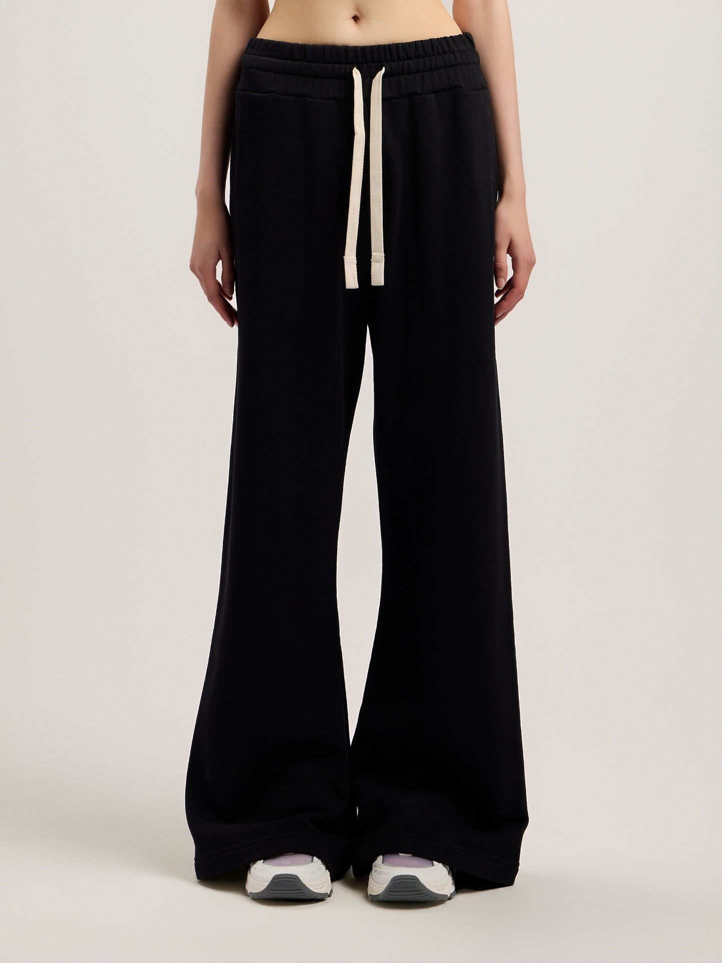 Curved Logo Sweatpants