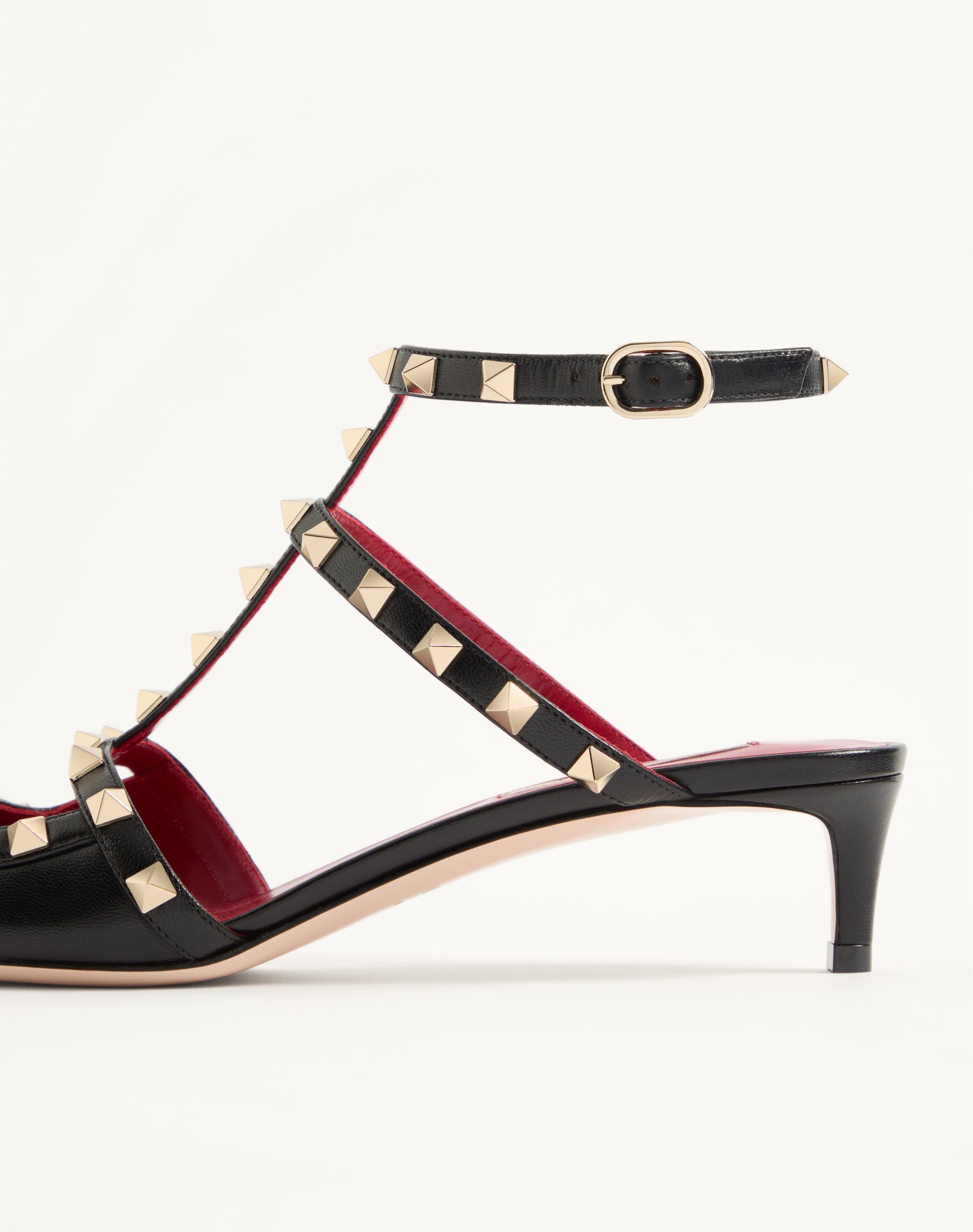 Rockstud Court Shoes In Kid Leather 40mm