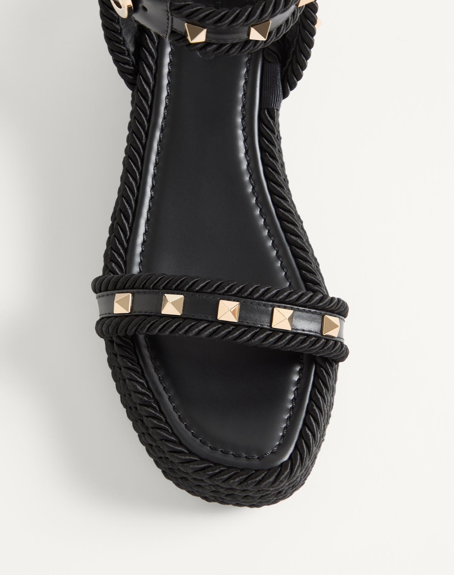 Rockstud Flatform Sandal In Calfskin 45mm