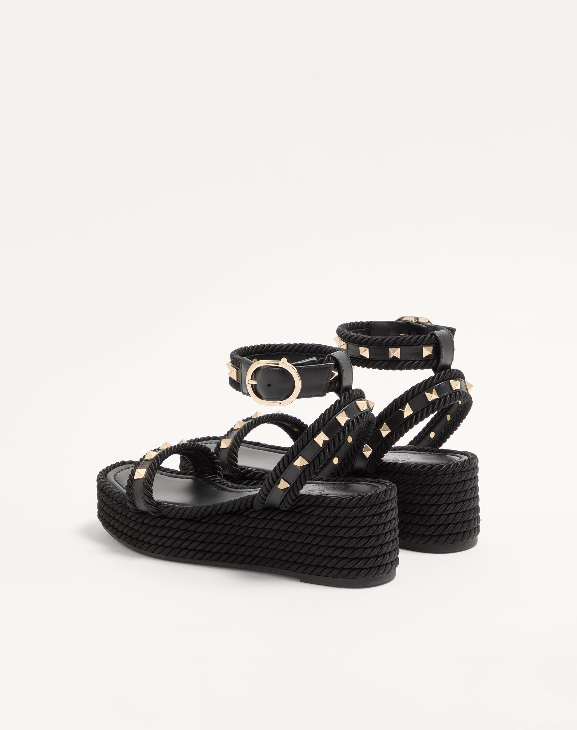 Rockstud Flatform Sandal In Calfskin 45mm