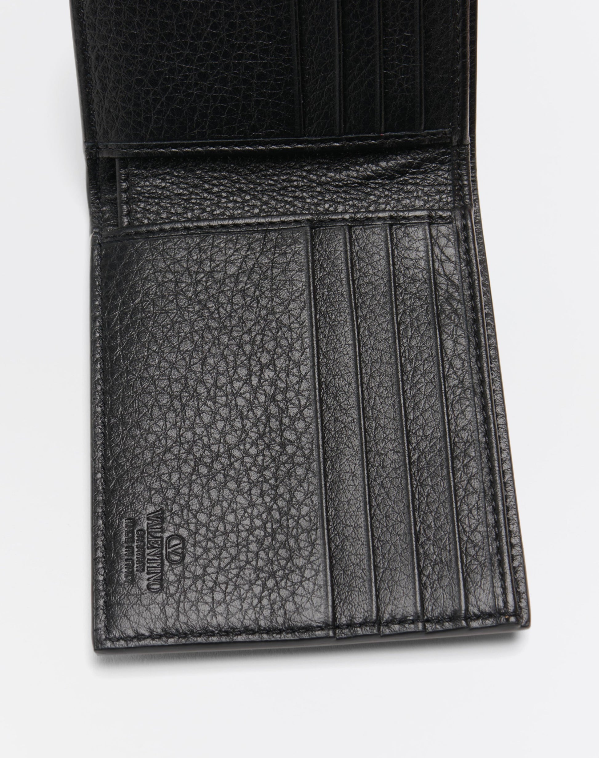 Rockstud Wallet In Grainy Calfskin