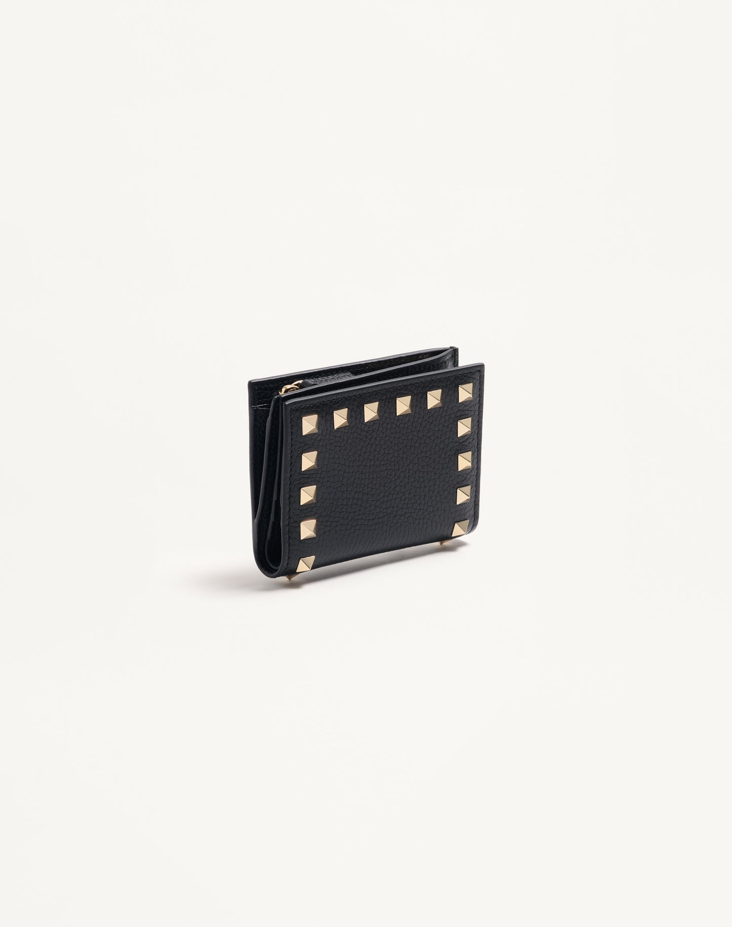 Rockstud Wallet In Grainy Calfskin