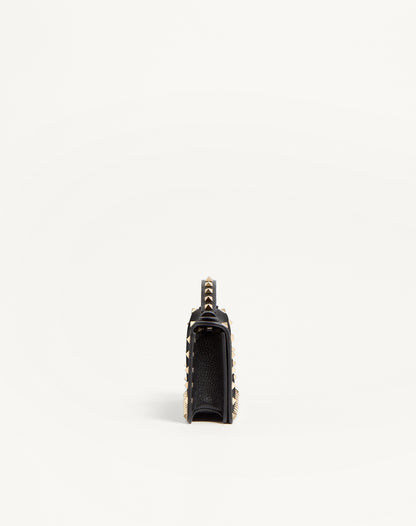 Rockstud Wallet With Chain In Grainy Calfskin