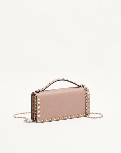 Rockstud Wallet With Chain In Grainy Calfskin