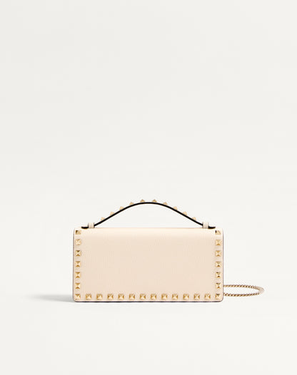 Rockstud Wallet With Chain In Grainy Calfskin