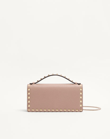 Rockstud Wallet With Chain In Grainy Calfskin