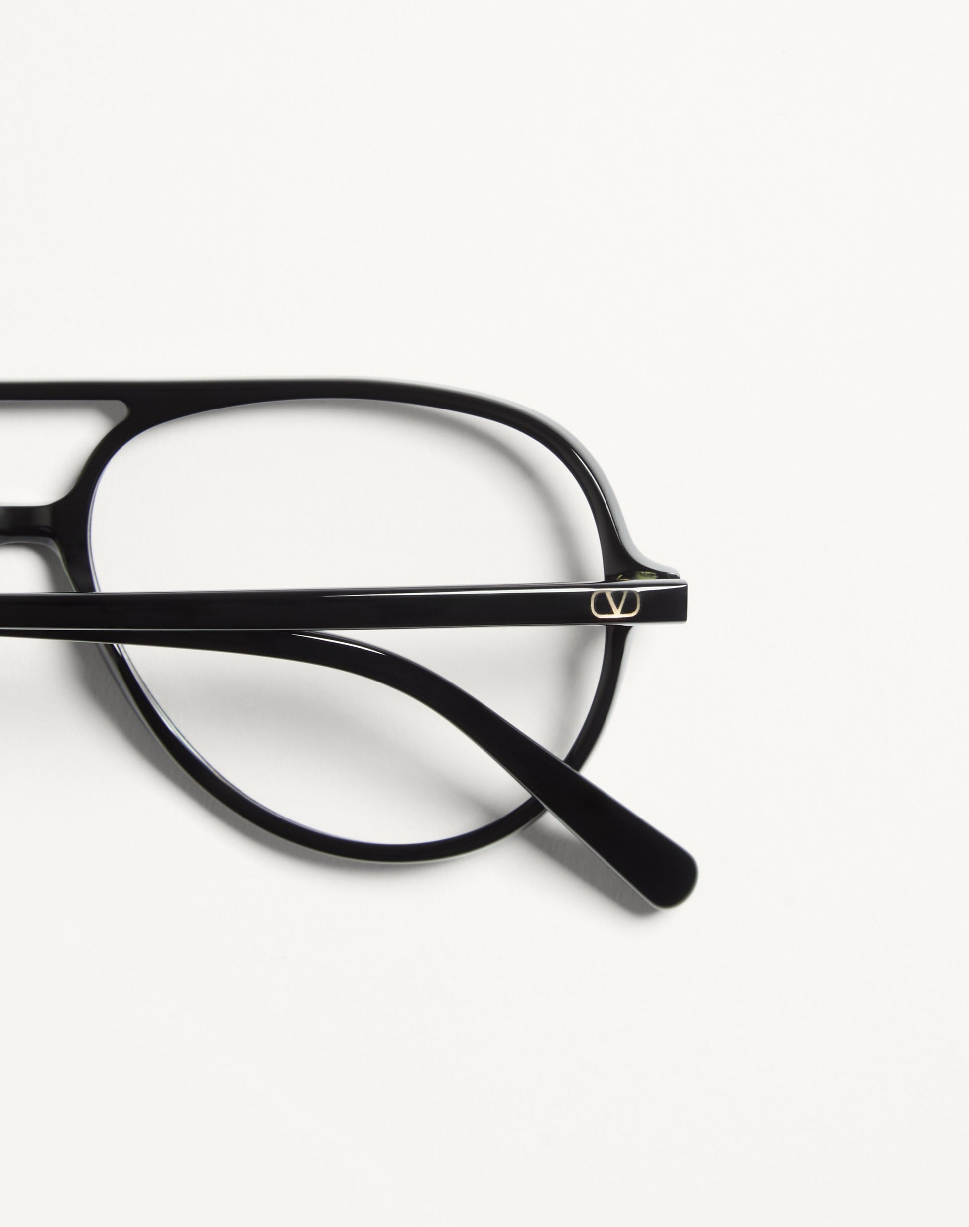Round Acetate Eyewear in Black