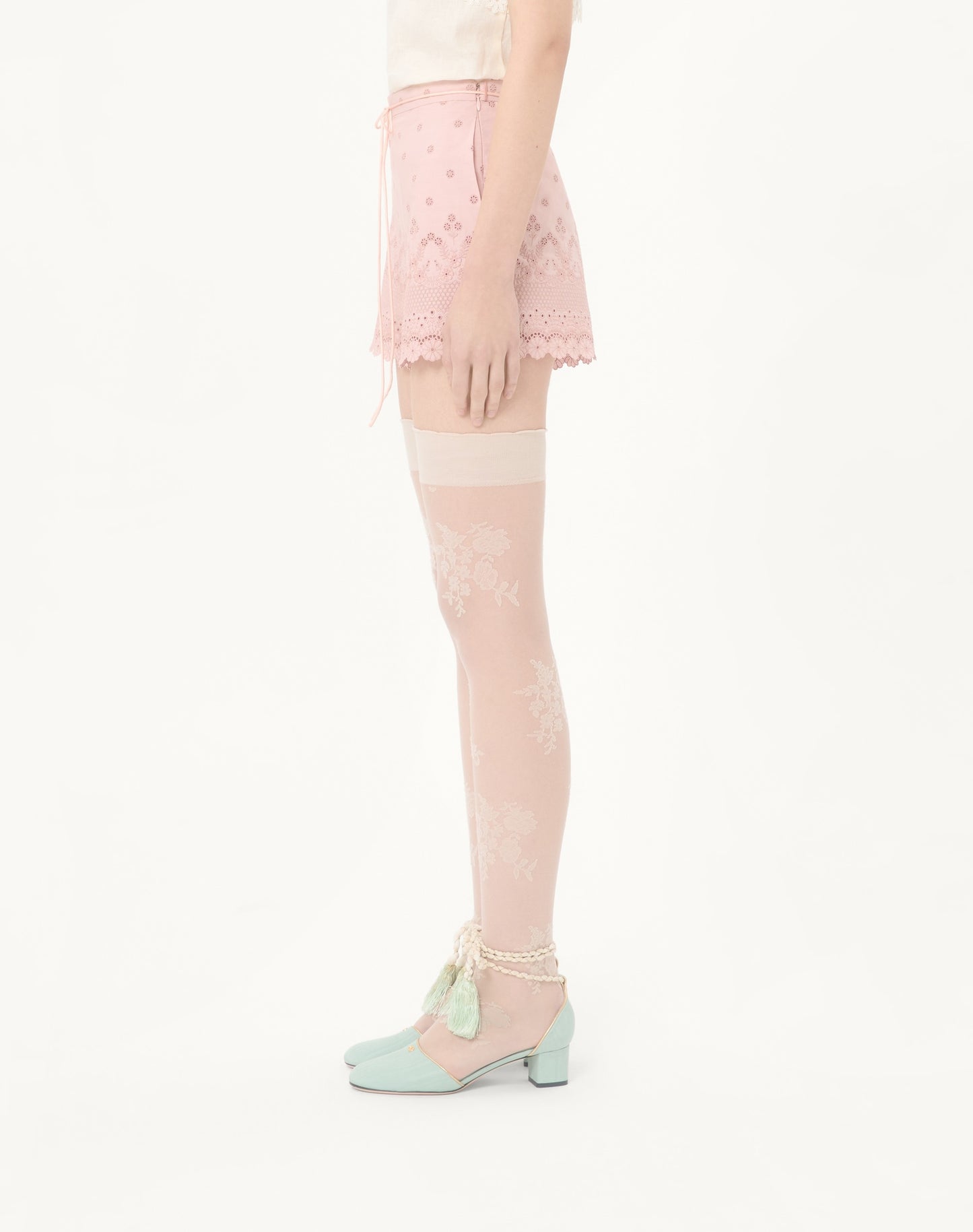 Sangallo Shorts With Fleur A Jours Daisy Pattern