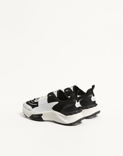 True Act Low Top Trainer In Mesh And Rubberised Fabric