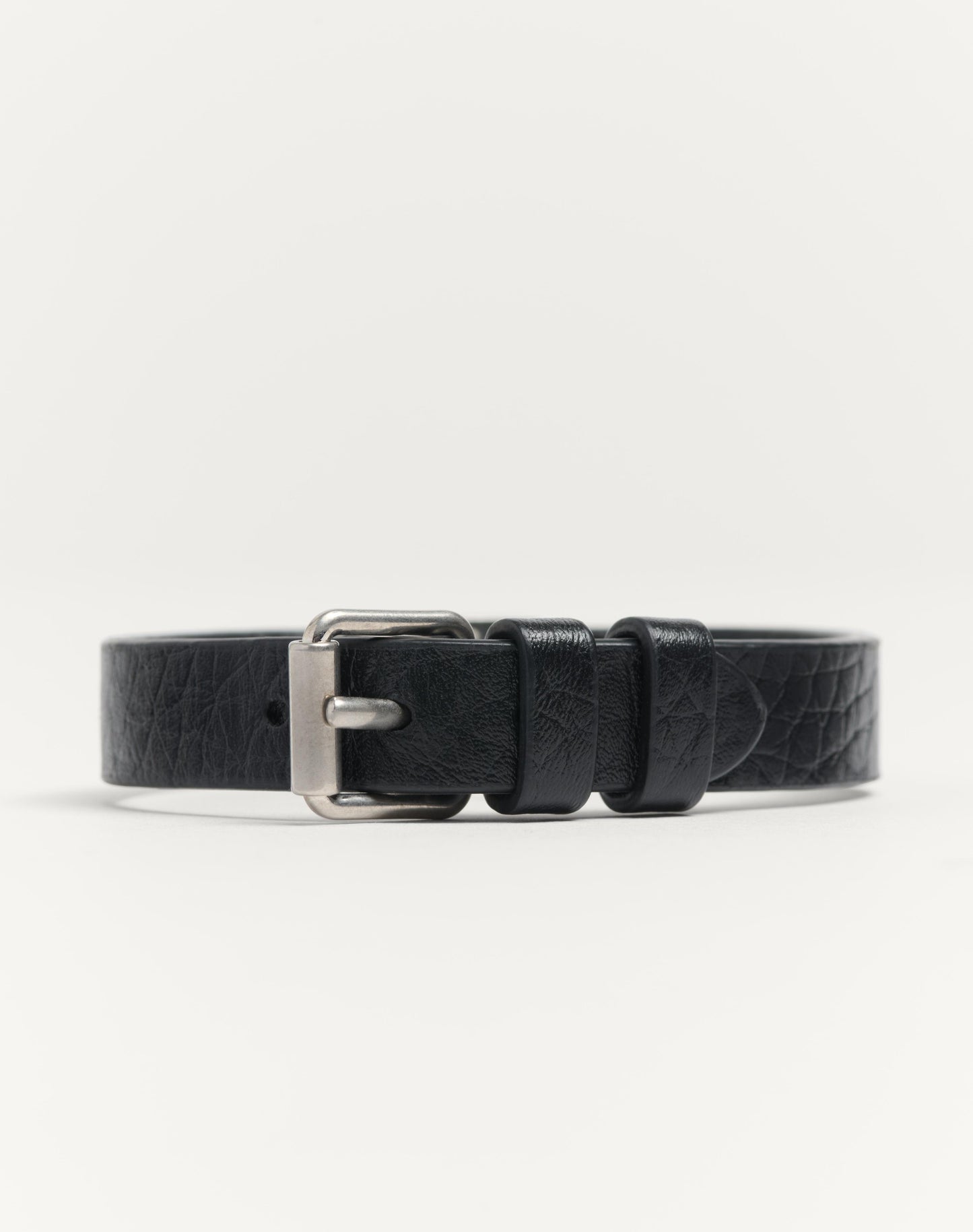 Vlogo Signature Grainy Calfskin Bracelet